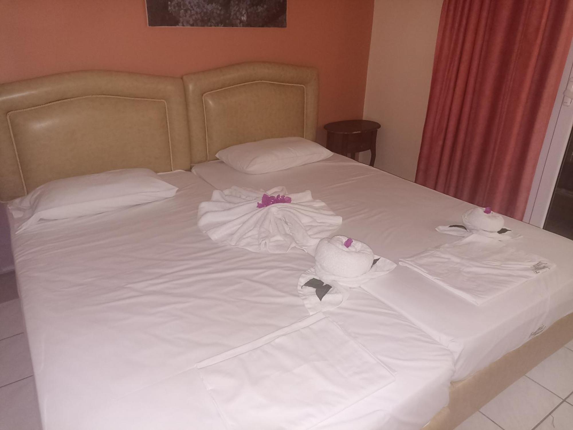 Laganas Beach Hotel Værelse billede
